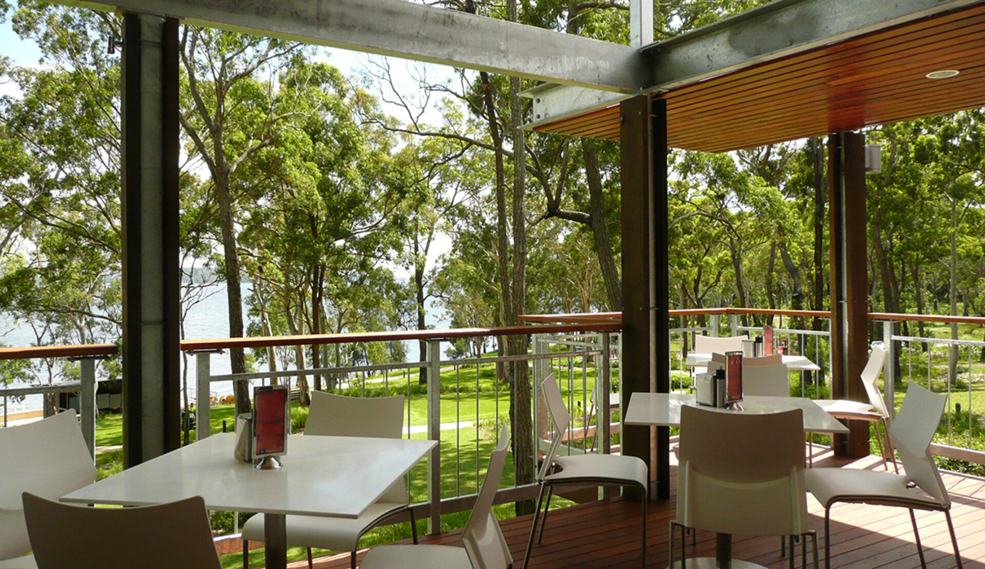 The Lakehouse Cafe, Wallarah
