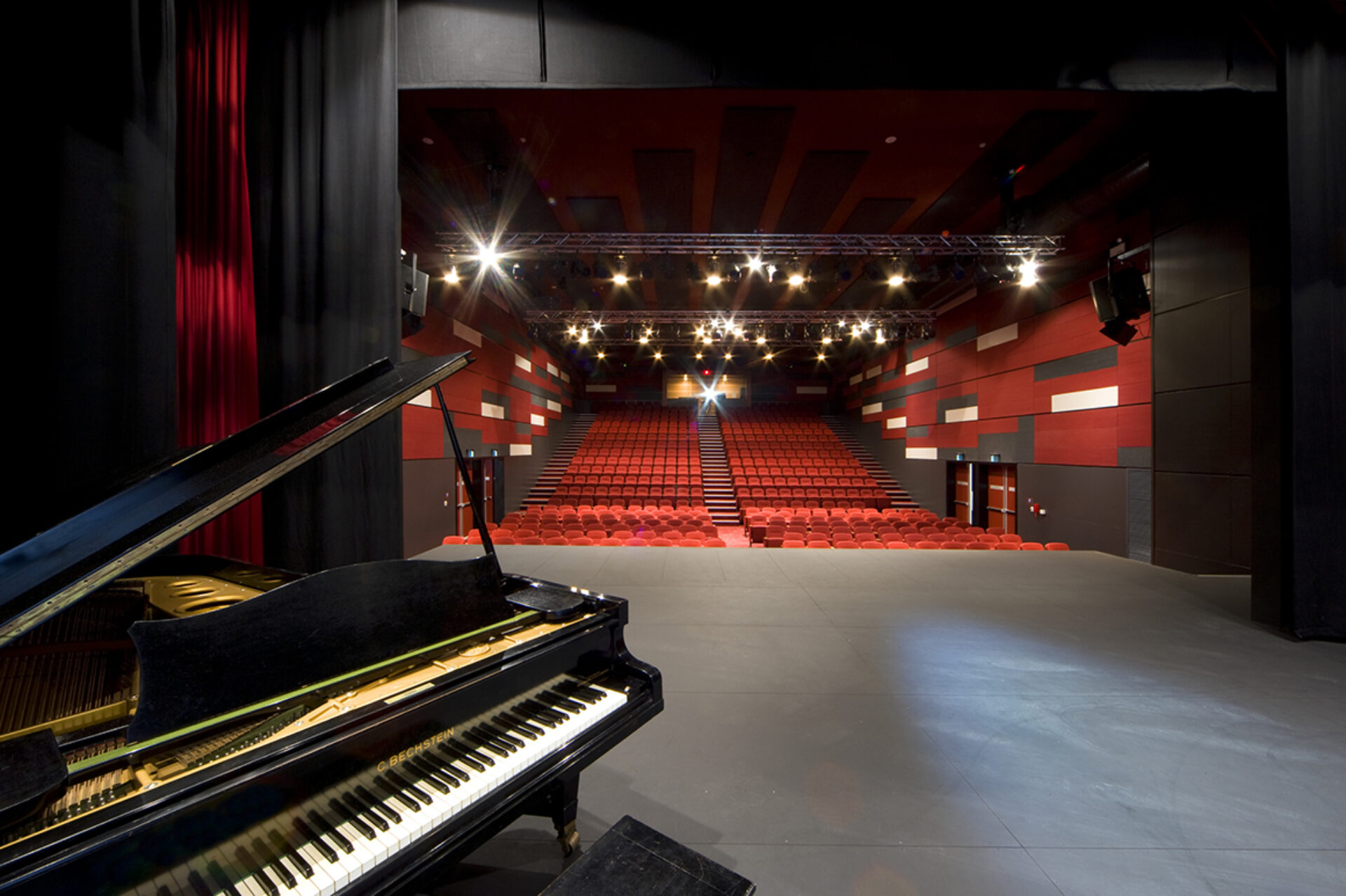 Cessnock Performing Arts Centre & Art Gallery